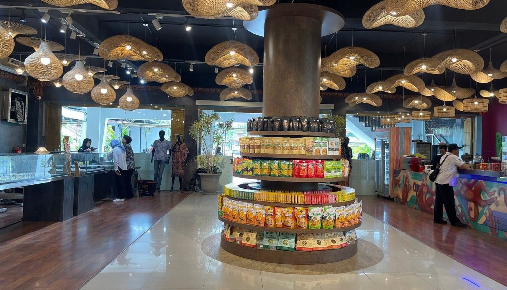 SASAKU Souvenir Center